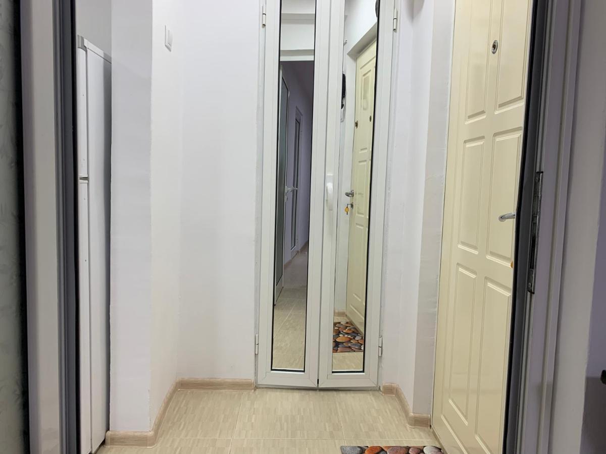 Eli Apartment Galaţi エクステリア 写真