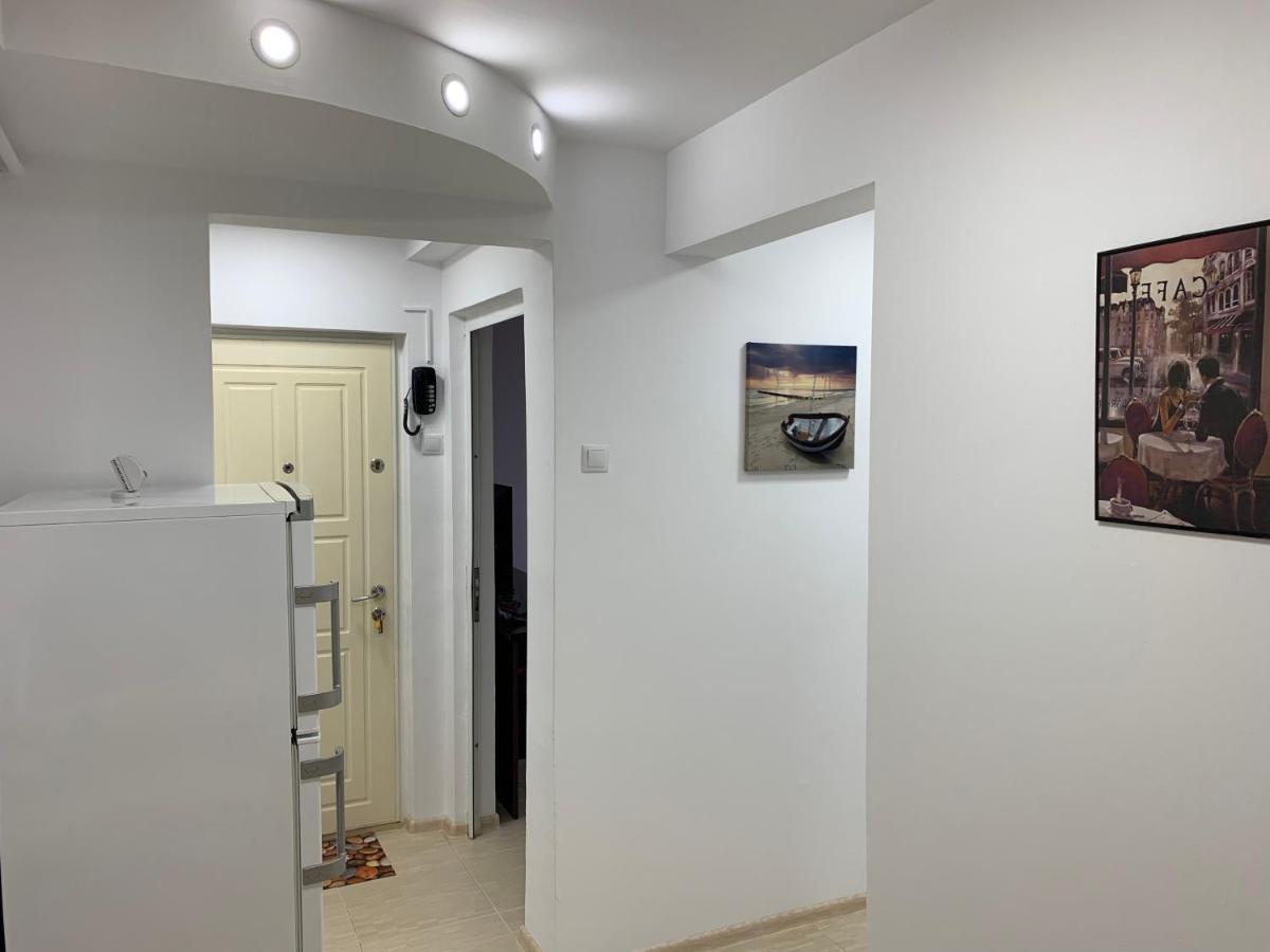 Eli Apartment Galaţi エクステリア 写真